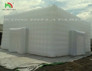 Tenda pernikahan di luar ruangan yang bisa dipadamkan tenda udara bangunan struktur untuk pameran kubus untuk pesta