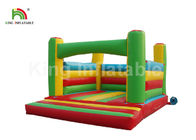 Warna-warni 6 * 4m Bahan PVC Inflatable Jumping Castle Dengan Blower Untuk Sewa