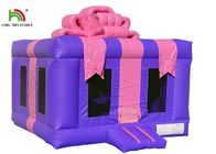 Disesuaikan Pink 4X4 m Kotak Hadiah Tiup Meledakkan Istana Melompat Untuk Pesta