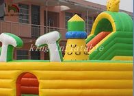Warna Cerah Lapangan Bermain Combo Inflatable Playground Untuk Anak-Anak