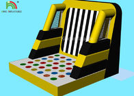 4 * 4 m PVC Terpal Dart Sepak Bola Permainan Olahraga Tiup Lengket Dinding Menggabungkan Twister Kasur Keluarga Bermain