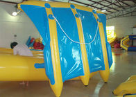 Olahraga Air Inflatable Fly Fishing Boats Bentuk Pisang PVC Terpal Untuk 6 Orang