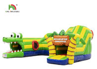 Luar Ruangan 6.5x5.5m Green Crocodile Inflatable Obstacle Course Game Olahraga Tiup