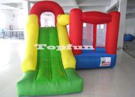 Inflatable komersial goyang istana dengan slide untuk pesta keluarga