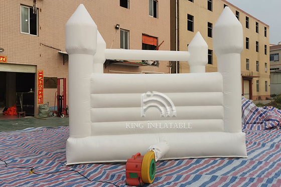 Inflatable Bouncer Castle 13ft * 11.5ft * 10ft Putih Jumper Bouncy Castle Dekorasi Pernikahan Melompat Tempat Tidur untuk Pesta