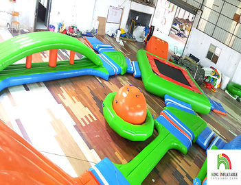 Taman Air Inflatable Disesuaikan 0.9mm Keselamatan Perlindungan Lingkungan