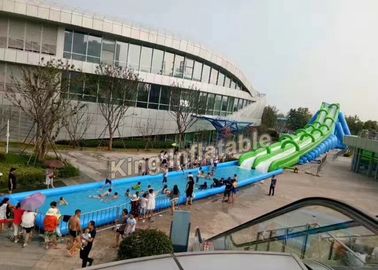 Seluncuran Air Raksasa Tiup Kota Hijau Raksasa, Slip N Slide Kota