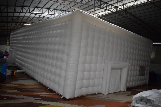 Outdoor Putih Pvc Inflatable Night-Club Inflatable Night Club Pernikahan Acara Pesta Kubu tenda untuk dijual