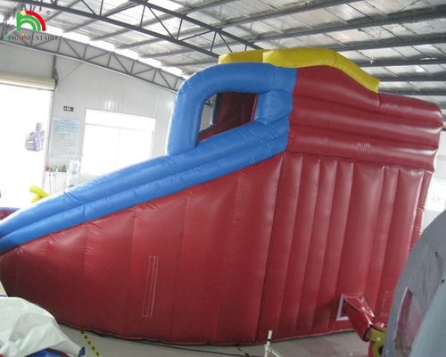 Garis ganda mengakomodasi banyak orang kecil atau besar ukuran penuh Jumbo Water Slide Inflatable Bounce
