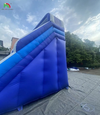 Slide air berkapasitas tinggi dengan kolam renang untuk anak-anak Slide air berkapasitas tinggi