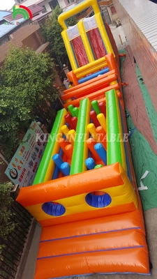 Custom Sport Inflatable Carnival Games Inflatable Challenge Race Course Obstacle Course dengan Double Lane Climbing dan Slide