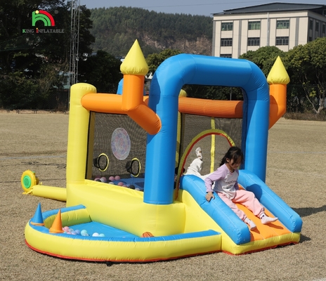 Anak-anak Bounce House Combo Partai Toddler Bouncy Castle dengan Slide Pool Basket Dartboard Trampoline
