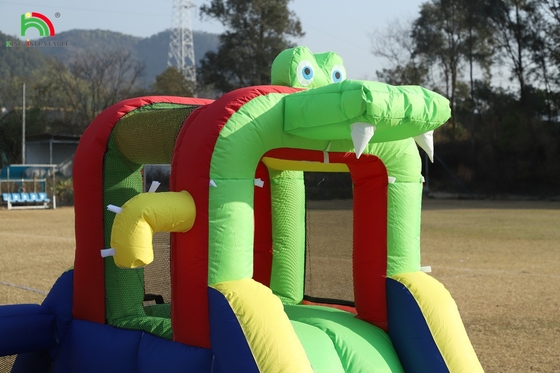 Kids Party Wet DryInflatable Bounce House Water Slide Bouncer Combo Dengan Lebih Besar Splash Pool Climbing Blower Basket Dartboard
