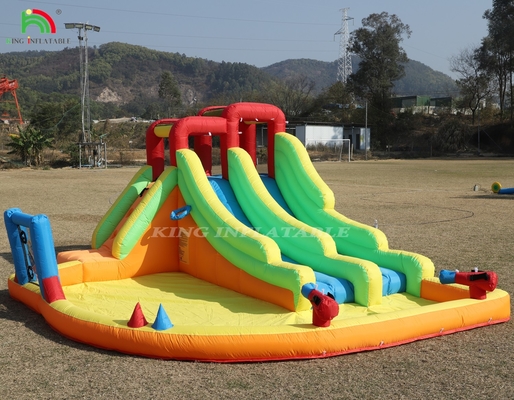 Bouncer Inflatable Combo Bounce House Double Lane Water Slide Inflatable Dengan Kolam Air Trampolin Menembak Net Basket Mendaki
