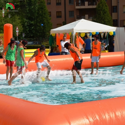 Pabrik disesuaikan PVC Inflatable Football Playground Inflatable Football Field untuk permainan olahraga di luar ruangan