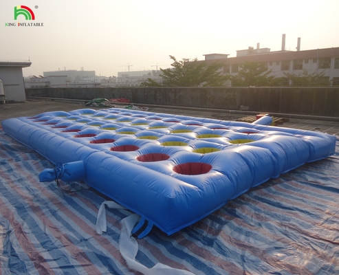 Di luar Yellow Challenge Inflatable Meltdown Sport Game Dengan Mesin Berputar