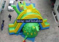 Luar ruangan Hijau / Kuning Dinosaurus Inflatable PVC Tarpaulin Dry Slide Disesuaikan