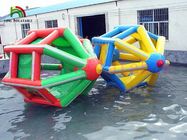 Warna-warni 3 * 2,8 m Meledakkan Roda Air PVC Terpal Mainan Untuk Dewasa / Anak-anak Penggunaan Musim Panas