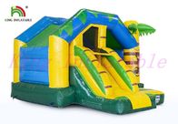 Tropical Wild Animal Theme Inflatable Jumping Castle Dengan Slide Anti - Ruptured