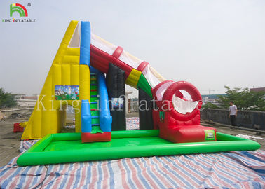 Melindungi Slide Air Kolam Renang Tiup Warna Merah Bersih Untuk Halaman Belakang EN14960 EN71