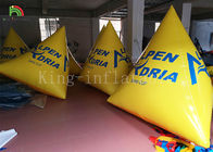 Game Olahraga Air Warna Kuning 2 * 2 * 2 M Inflatable Floating Buoy