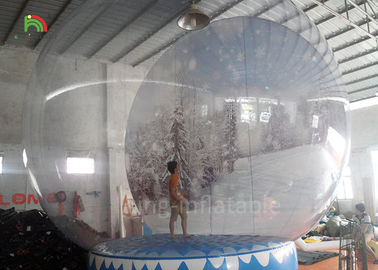 4 m Ukuran Manusia Inflatable Advertising Snowballs / Blow Up Snow Globe