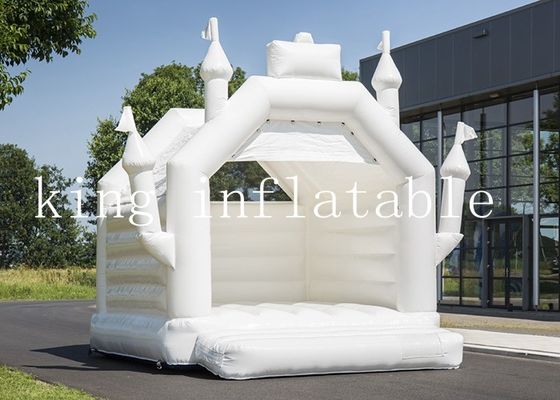 Kastil Melompat Tiup PVC Tarpaulin Wedding Bouncer