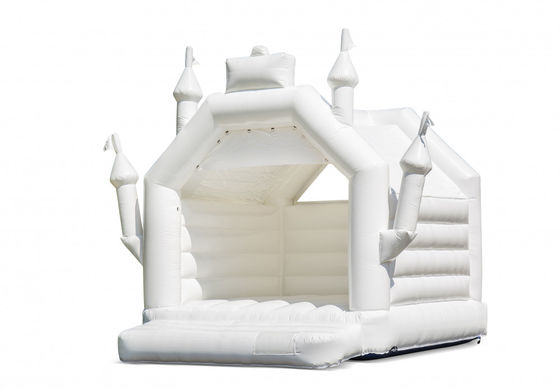 Kastil Melompat Tiup PVC Tarpaulin Wedding Bouncer