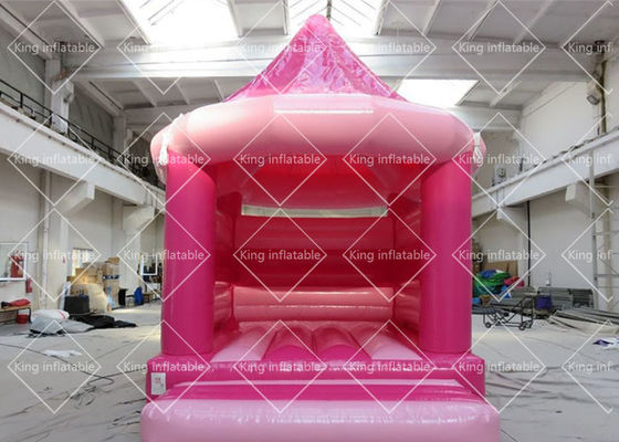 Outdoor White 4x3.5m Carousel Inflatable Bouncy Castle Untuk Penggunaan Pernikahan