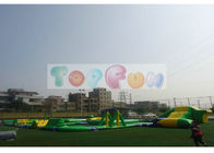 Taman Air Inflatable yang Menyenangkan