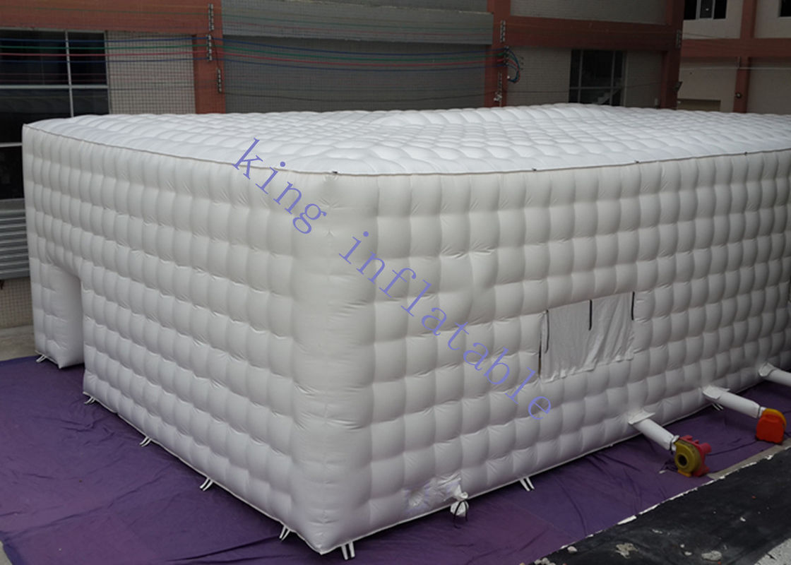 Gaint White Stitching Structure Inflatable Cube Tent Untuk Acara / Pernikahan