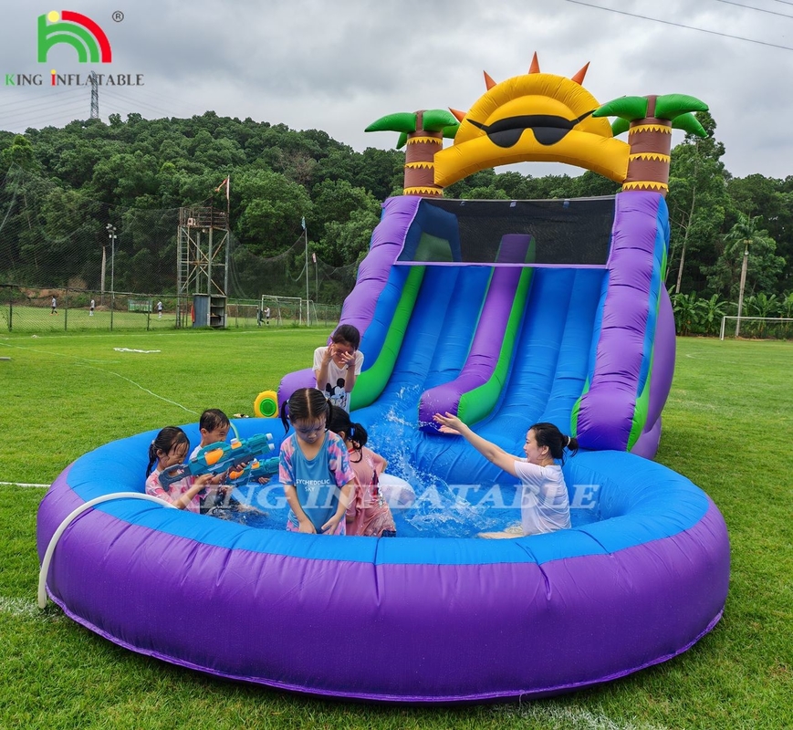 Slide air bergelombang ganda dengan penghalang kolam renang untuk mendaki Slide kolam renang bergelombang